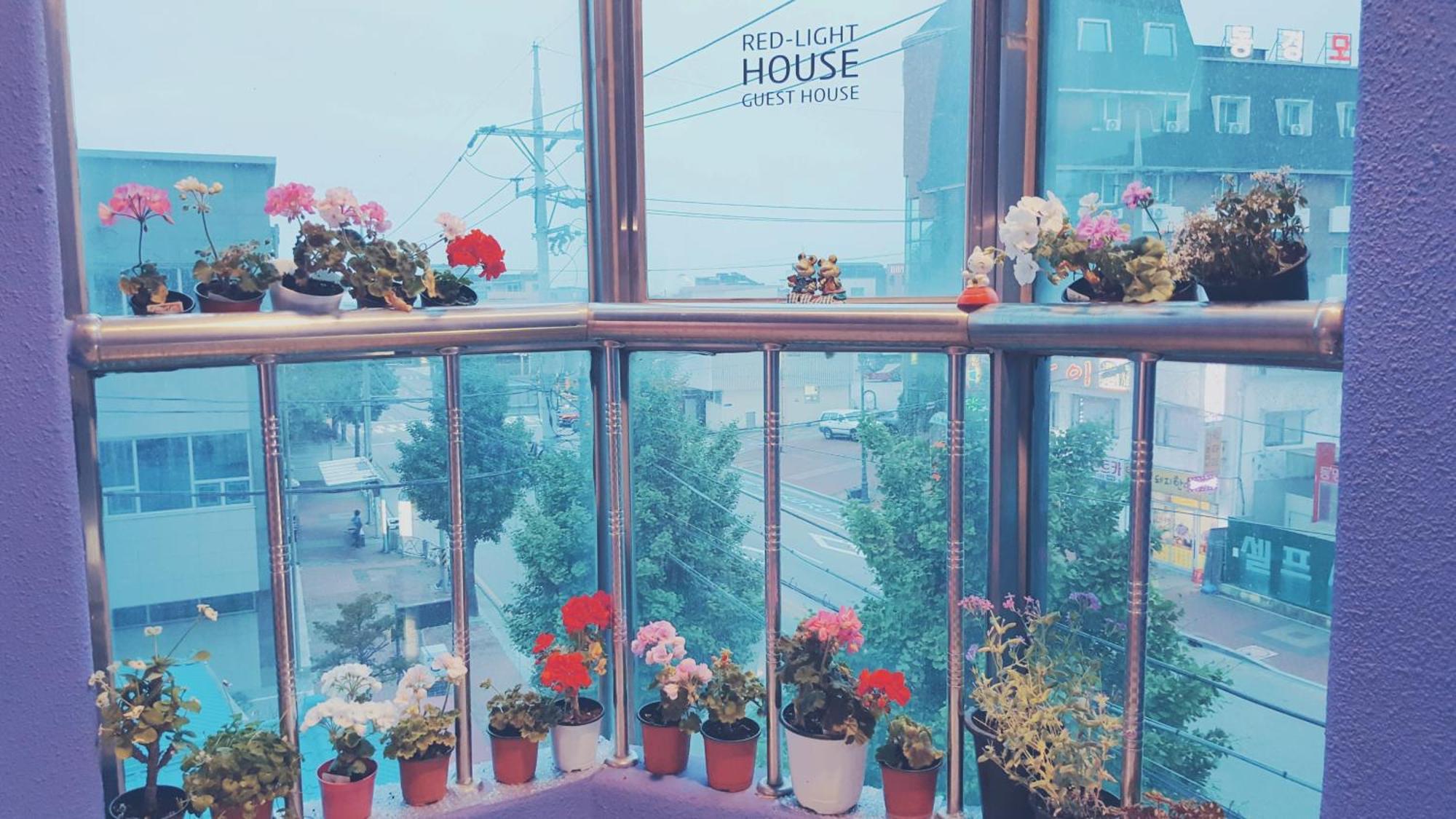 Red-Lighthouse Guest House ซกโช ภายนอก รูปภาพ