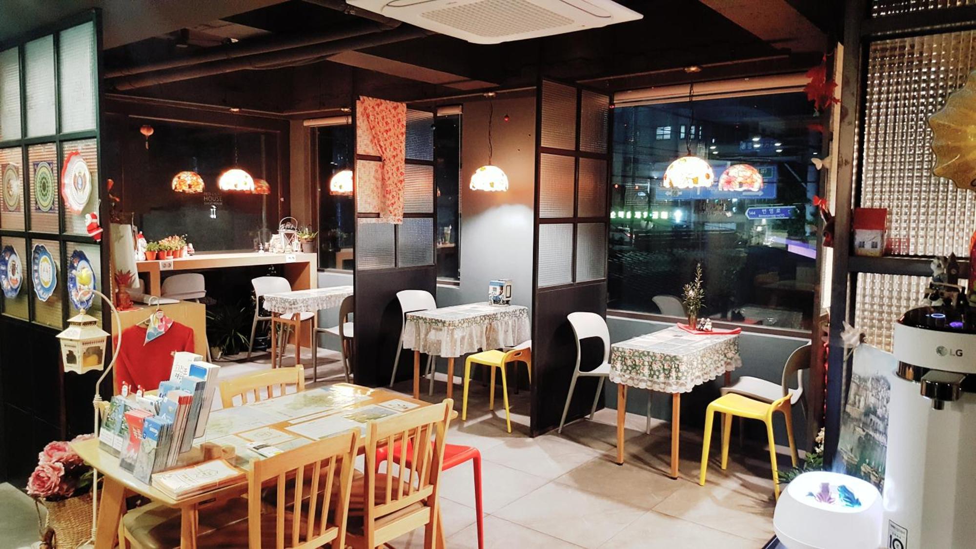 Red-Lighthouse Guest House ซกโช ภายนอก รูปภาพ