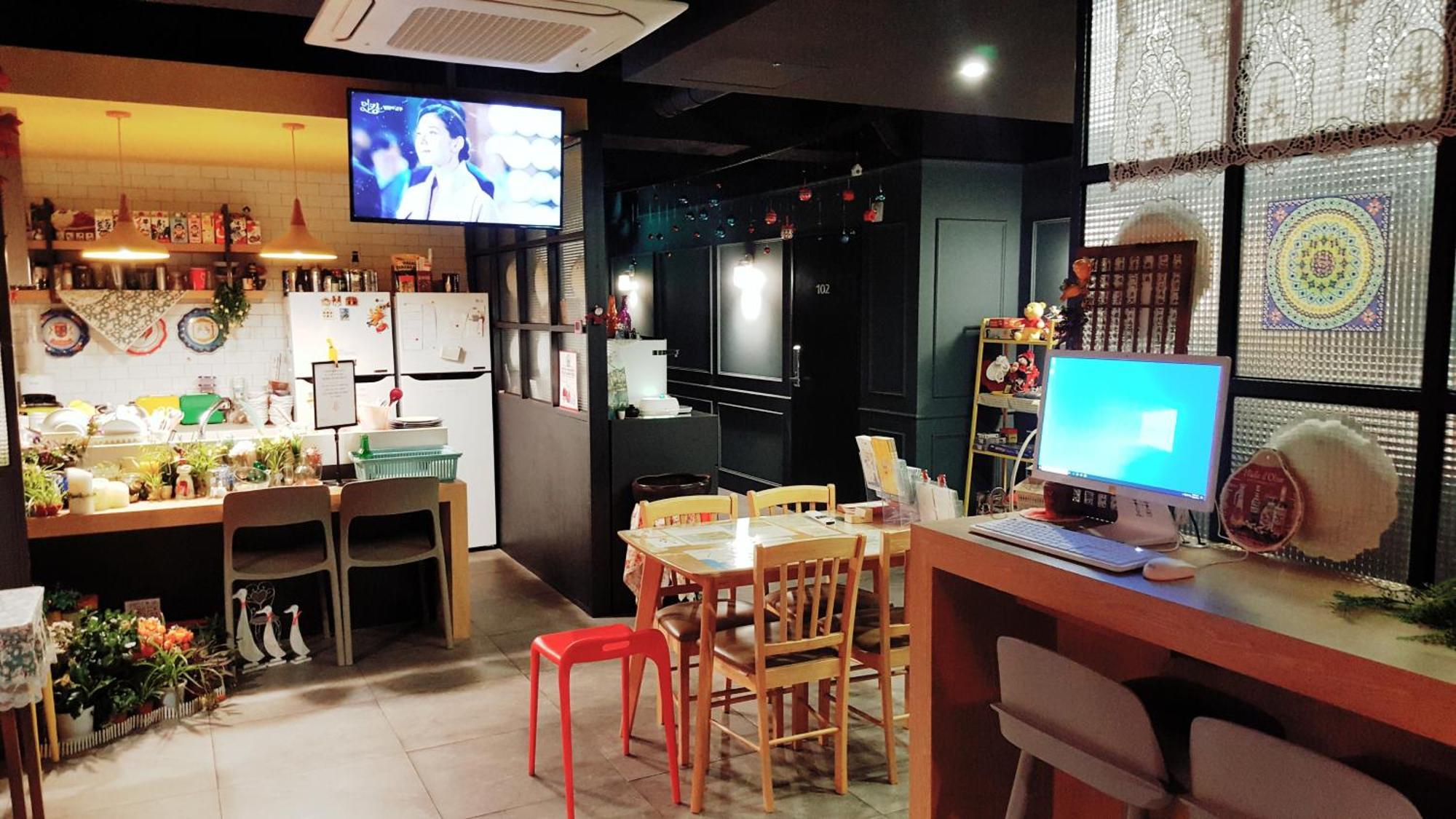 Red-Lighthouse Guest House ซกโช ภายนอก รูปภาพ